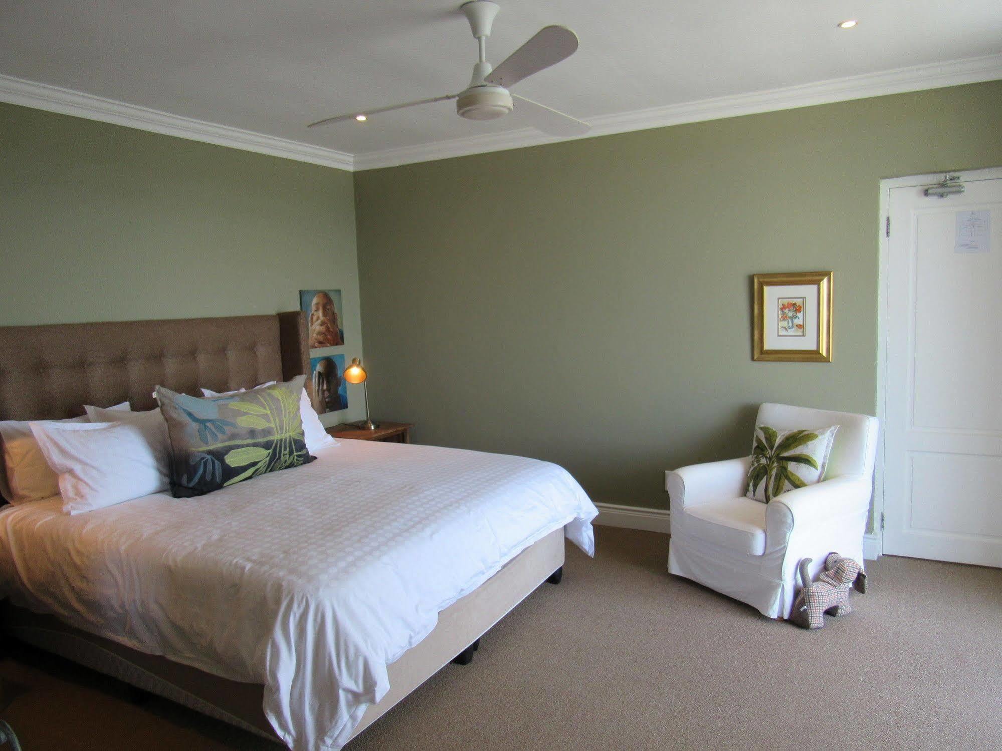 Port Of Call Simon's Town Bagian luar foto
