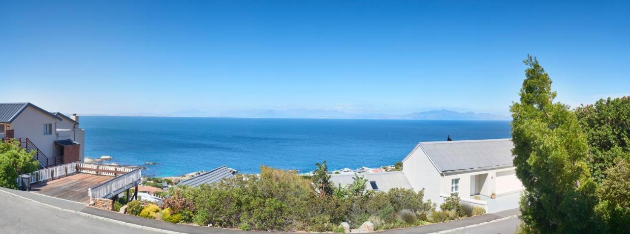 Port Of Call Simon's Town Bagian luar foto